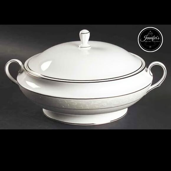 Lenox Opal Innocence Round Covered Vegetable Bowl - Picture 1 of 10